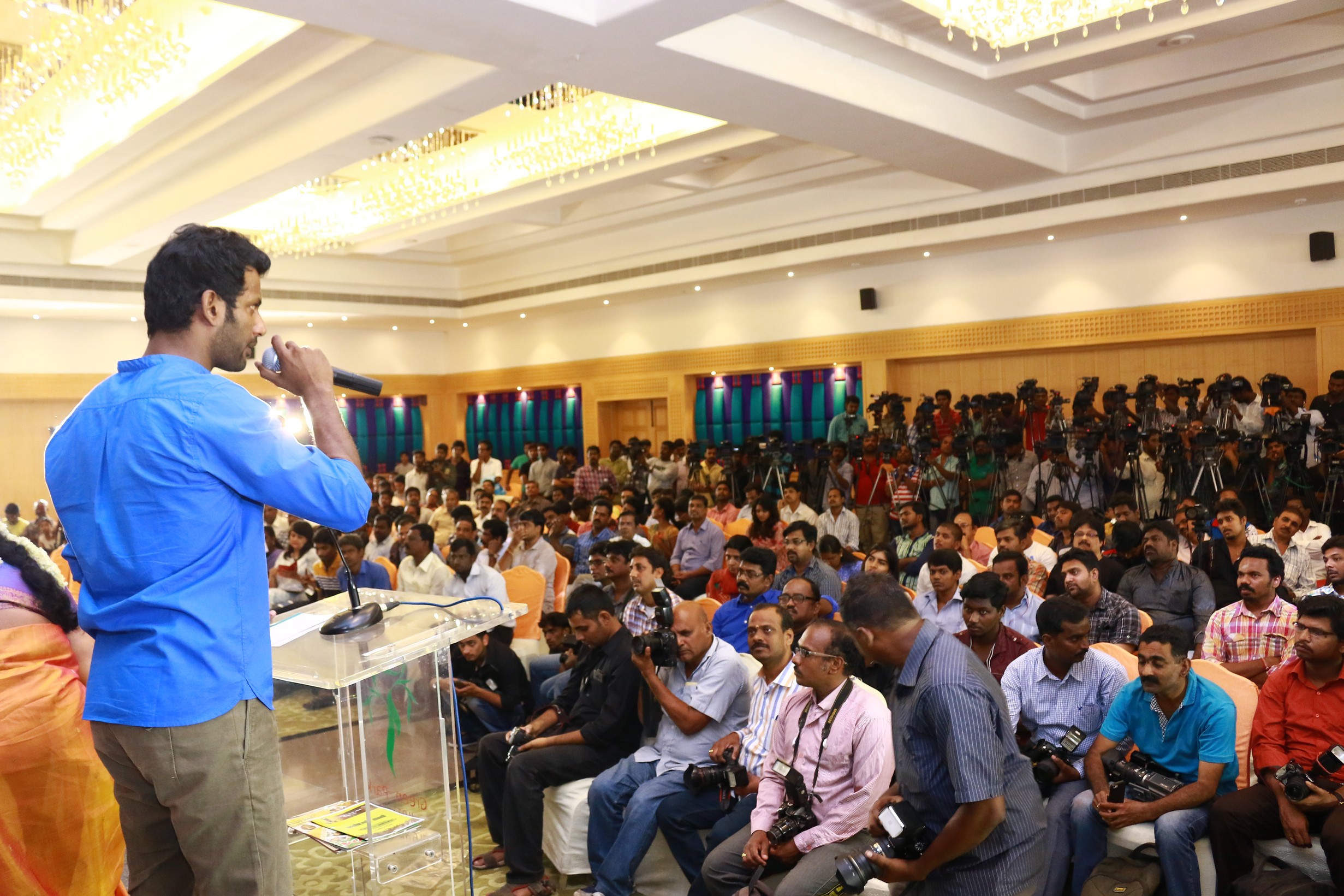 ’பாண்டவர் அணி’ – பார்சலேய்! – விஷால் அறிவிப்பு