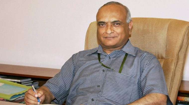 முன்னாள் செயலரான ஆர்.கே மாத்தூர் தலைமை தகவல் ஆணையராக நியமனம்