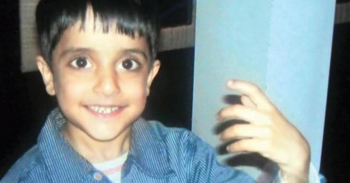 தொழுகை  செய்யாத சிறுவனின்  கையை காணிக்கையாக கேட்ட மதகுரு!