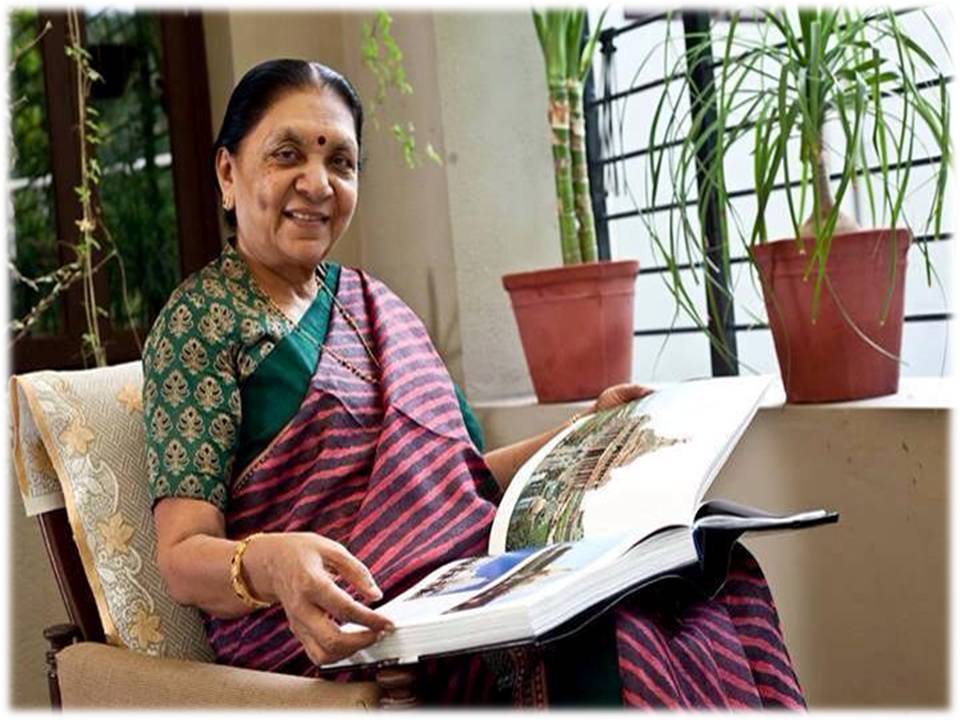 வயசாயிடுச்சு.. போதும் -இந்த போஸ்ட்! –  குஜராத் முதல்வர் ராஜினாமா