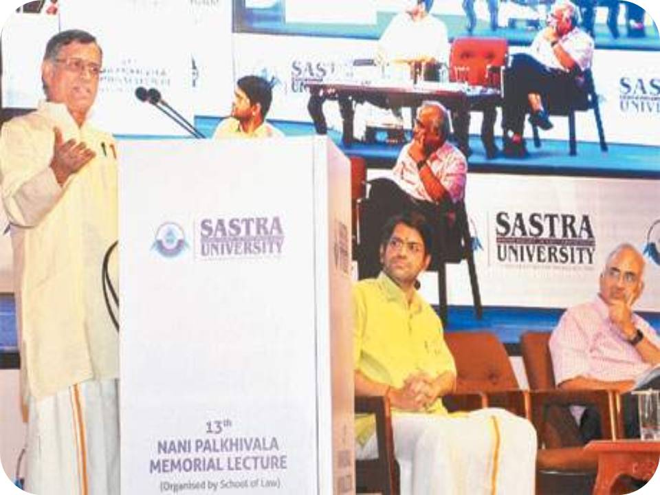 ரொக்கமில்லா பொருளாதாரம் சாத்தியமில்லை, இது நடக்காது.!- ஆடிட்டர் குருமூர்த்தி சொல்கிறார்