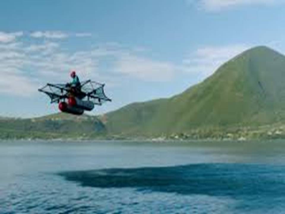 தனி நபர் விமானம் எனப்படும் பறக்கும் கார் சேல்ஸ் தொடங்கப் போகுது! – வீடியோ