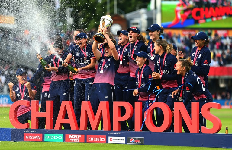 மகளிர் உலகக்கோப்பை ; இங்கிலாந்து அணி 4-வது முறையாக சாம்பியன் பட்டம் வென்றது!.
