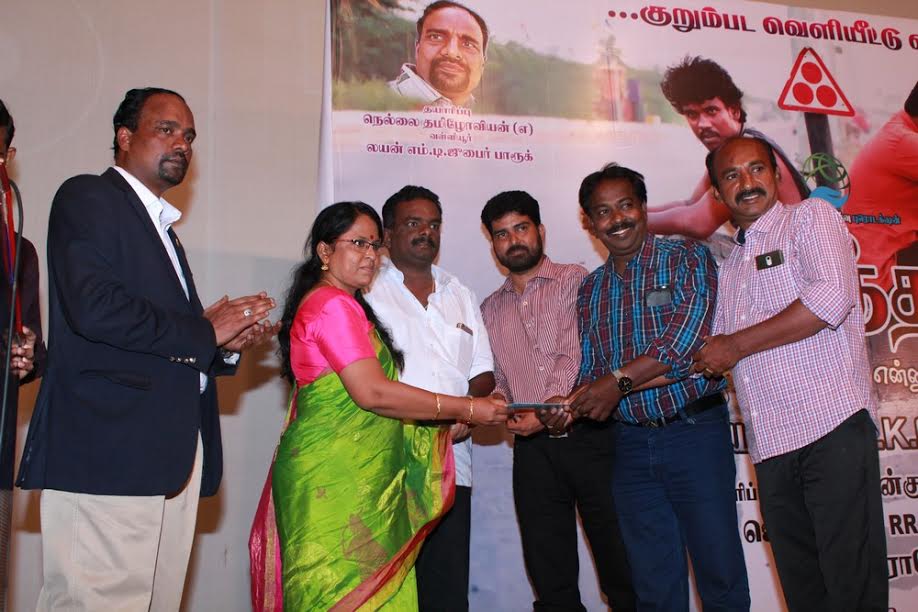 இரு சக்கர வாகனத்தில் அதிவேகத்தில் பயணிக்கும் இளைஞர்களுக்கான பாடமே ‘வேகத்தடை’!