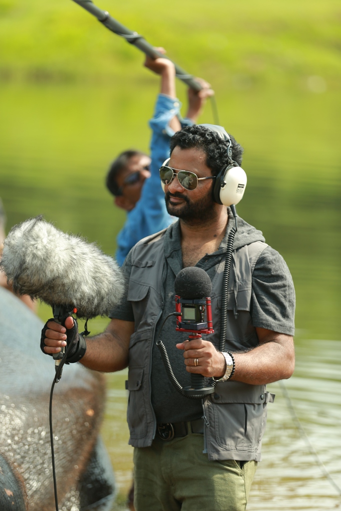 கண் பார்வை இல்லாதவர்களும் கதையை உணர்ந்து ரசிக்கும்படி உருவாகும் ‘ரசூல் பூக்குட்டி’ படம்!