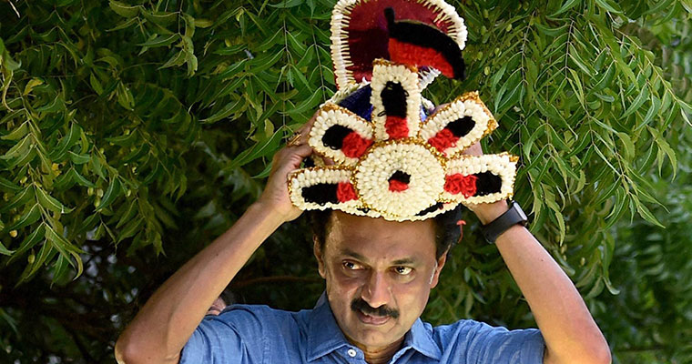 கலைஞர் பாணியிலிருந்து மாறுபட்டிருக்கும் ஸ்டாலின் செய்யவேண்டியது என்ன?