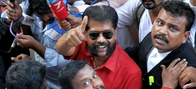 நக்கீரன் கோபால் காலையில் கைது: மாலையில் விடுதலை – முழு விபரம்!