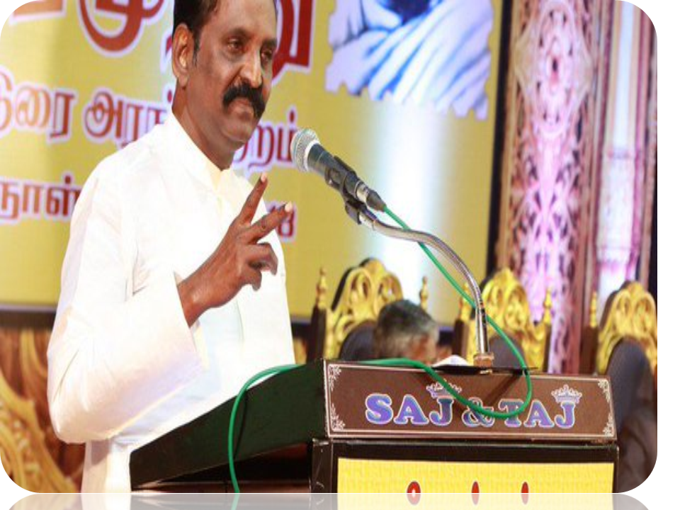கபிலர் இலக்கியம் அறிந்த தமிழன் கல்லை வணங்கமாட்டான்- வைரமுத்து!