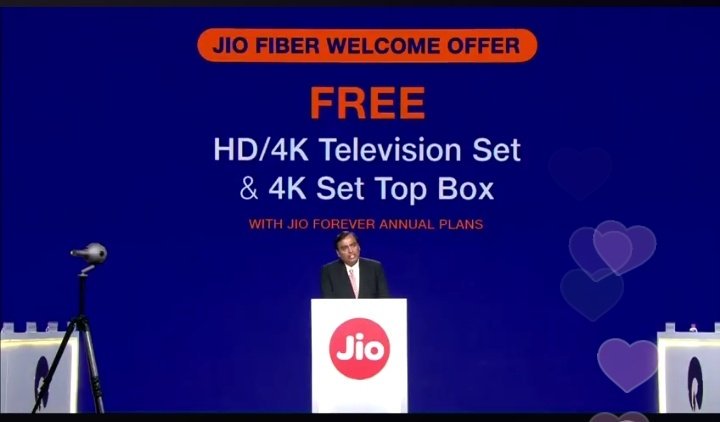 முதல் நாள் முதல் ஷோ-வை உங்கள் வீட்டு டிவியில் ரிலீஸ் செய்யப் போகும் ஜியோ!