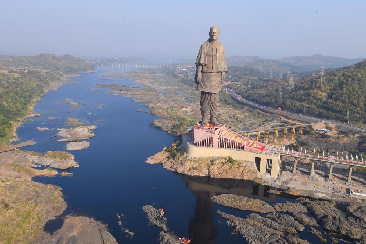 டைம் இதழின் உலகின் தலைசிறந்த 100 இடங்கள் பட்டியலில் படேல் சிலை!- மோடி ஹேப்பி