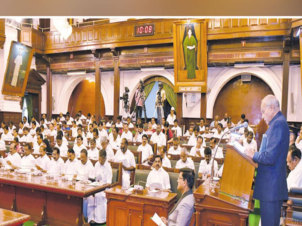 இலங்கை  தமிழ் அகதிகளுக்கு இரட்டை குடியுரிமை – சட்டசபையில் கவர்னர் நம்பிக்கை!