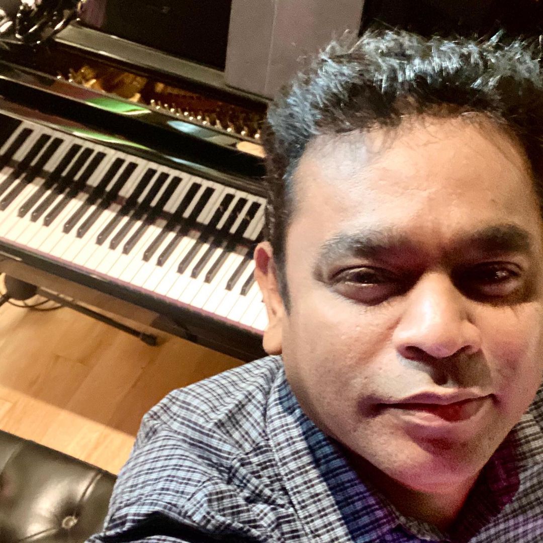 நான் நடிகரானால் இன்னும் பிரபலமாகி விடுவேன்! ஏ ஆர். ரஹ்மான் பேட்டி – வீடியோ