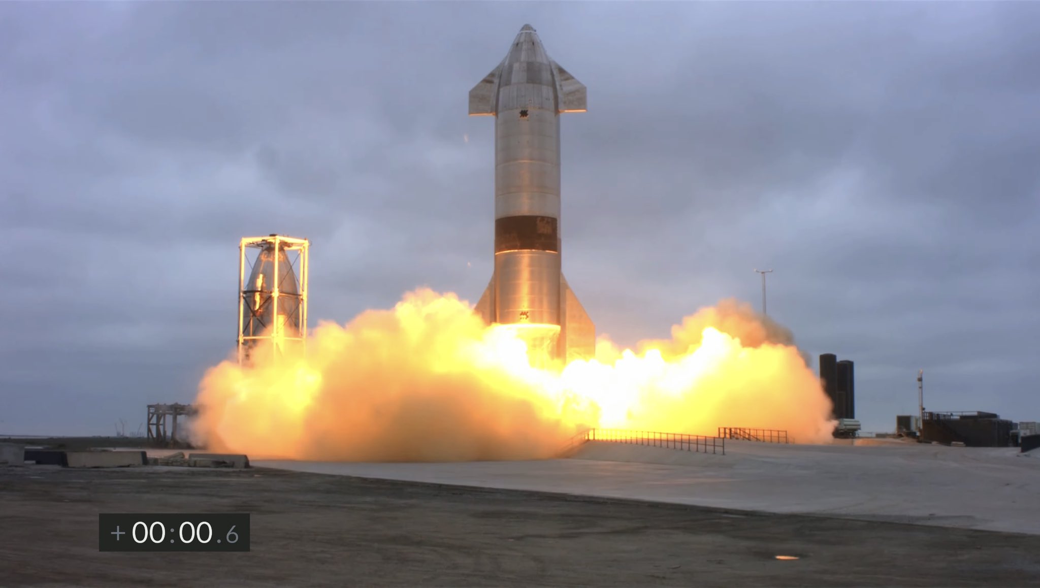 ஸ்பேஸ் எக்ஸின் பால்கன் : 60 செயற்கைக் கோள்களை விண்ணில் பாய்ந்தது!