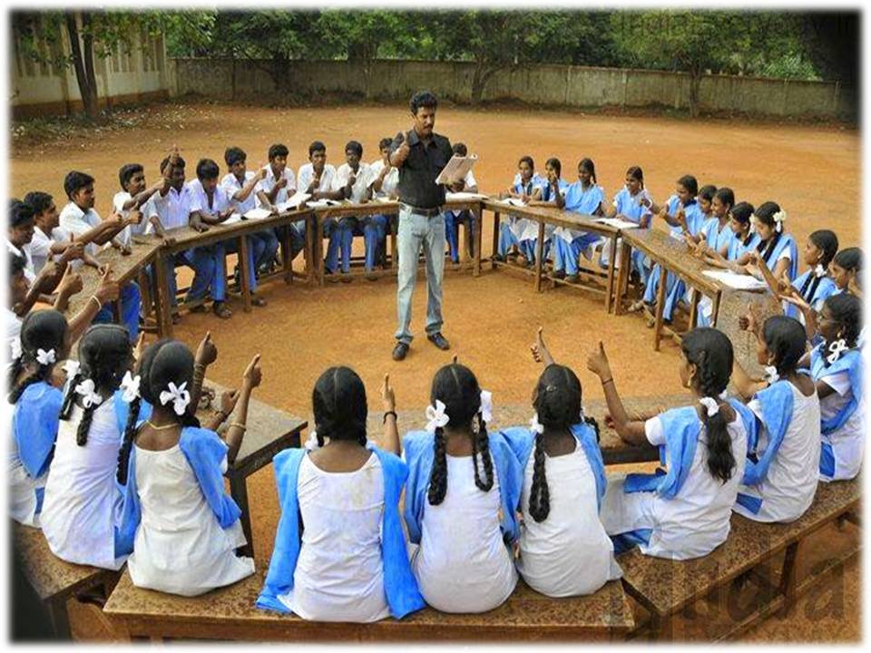 ஆசிரிய பெருமக்களை இப்படி எல்லாம் அசிங்கப்படுத்தாதீங்க!