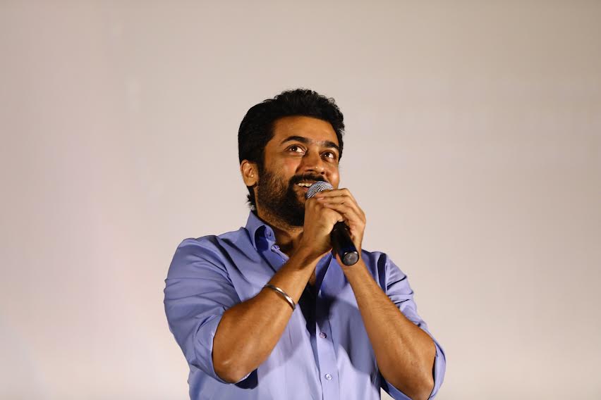 ‘இந்த எதற்கும் துணிந்தவன் படம் ரசிகர்களான உங்களுக்குத்தான். உங்களுக்காகத்தான்’. – சூர்யா நெகிழ்ச்சி!
