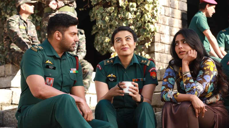 கேப்டன் பட ஸ்டில்ஸ்!