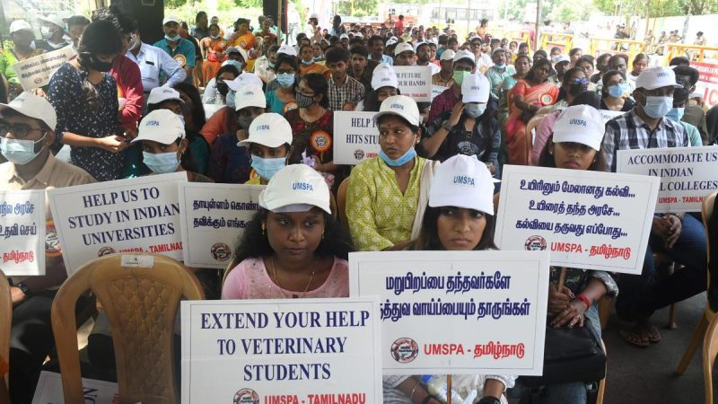 உக்ரைனில் மருத்துவ படிப்பை பயின்றோர்: மத்திய அரசு கைவிரிப்பு!