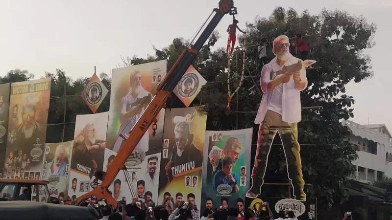 சினிமா ரசிகர்கள் காவடி குறித்து ஓவர் சலம்பல்!