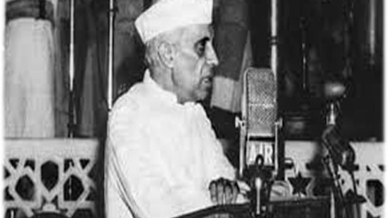 “விதியோடு ஒரு ஒப்பந்தம்” – நேருஜியின் நள்ளிரவு உரை – வீடியோ!