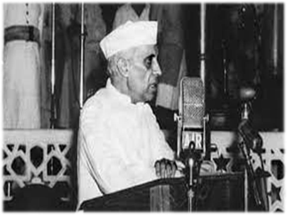 “விதியோடு ஒரு ஒப்பந்தம்” – நேருஜியின் நள்ளிரவு உரை – வீடியோ!