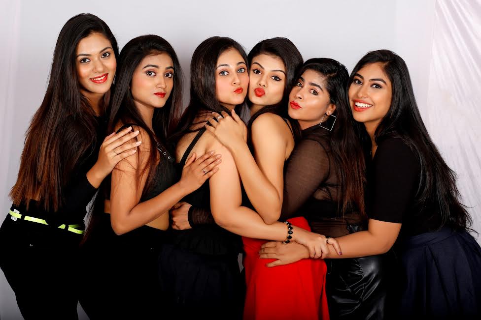 லேடீஸ் ஹாஸ்டலை மையமாக வைத்து உருவாகி இருக்கும் படம் ‘ரா..ரா.. சரசுக்கு ரா..ரா..’!