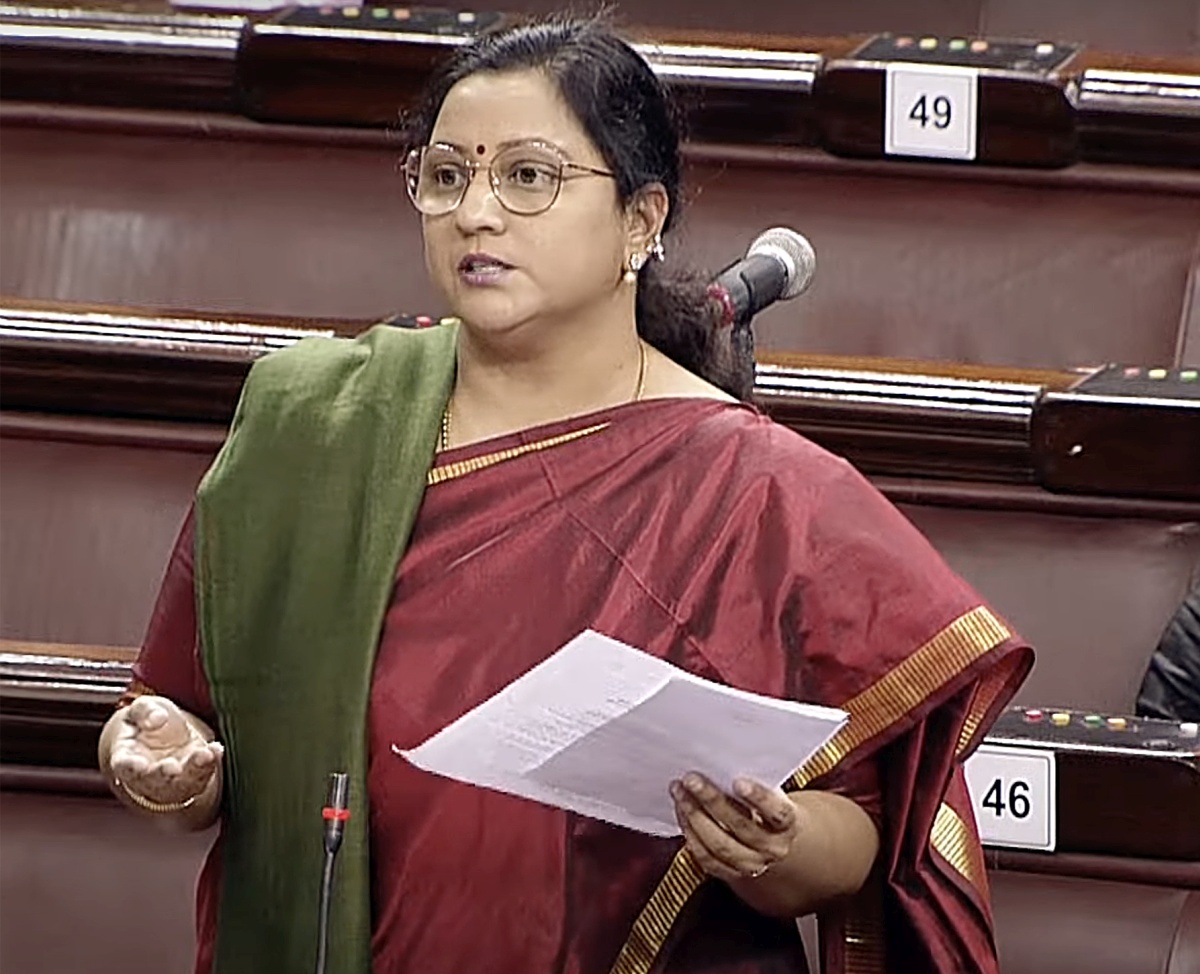 வெப் சீரியல்களில் ஆபாசக் காட்சிகள் மற்றும் வசனங்கள் அதிகமாகிக் கொண்டே போகிறது!- நடவடிக்கை எடுப்பீர்களா? – கனிமொழி சோமு  கேள்வி!