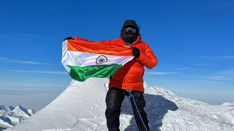 பனி கண்டமான அண்டார்டிகாவின் மிக உயரமான வின்சன் சிகரத்தில் ஏறி கேரள வீரர் ஷேக் ஹசன்கான் சாதனை!- வீடியோ!
