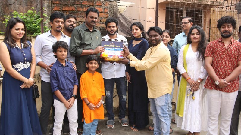 ஆர்ஜே.விஜய்-அஞ்சலி நாயர் நடிக்கும் ‘புரொடக்‌ஷன் நம்பர்:8’ படத்தின் படப்பிடிப்பு பூஜையுடன் தொடங்கியது!