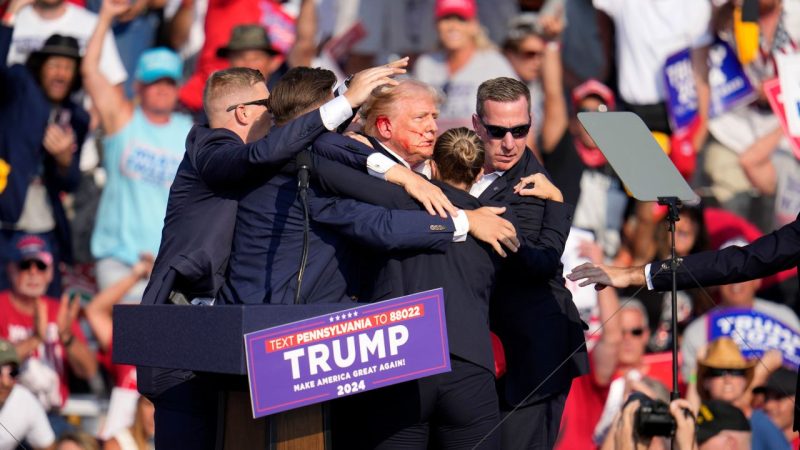 அமெரிக்கா: டொனால்ட் ட்ரம்ப் மீது துப்பாக்கிச் சூடு!