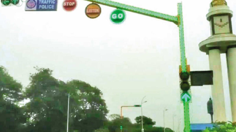 சென்னையில் 55 முக்கிய சந்திப்புகளில் நவீன சிக்னல்!
