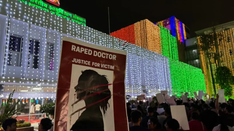 கொல்கத்தா பெண் மருத்துவரின் கொலை ஏன் பற்றி எரிகிறது?