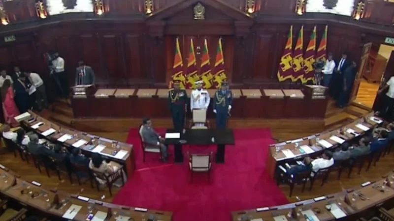 இலங்கை பிரதமரான கலாநிதி ஹரிணி அமரசூரிய & புதிய அமைச்சர்கள் மற்றும் இலாகா விபரம்!