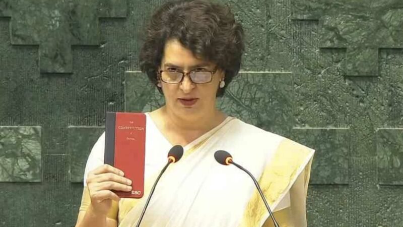 எம்.பி.யாக பதவியேற்றார் பிரியங்கா காந்தி!