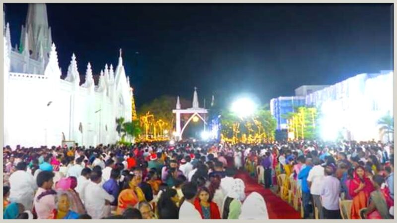 கிறிஸ்மஸ் பண்டிகை இன்று உலகம் முழுக்க  கோலாகல கொண்டாடட்டம்!.