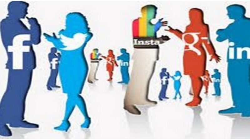 சமூகவலைதளங்க்களும், அறிவு ஜீவிகளும்!