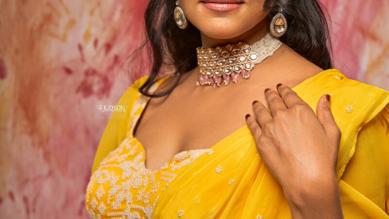 சுபிக்ஷா கிருஷ்ணன்  லேட்டஸ்ட் ஸ்டில்ஸ்!