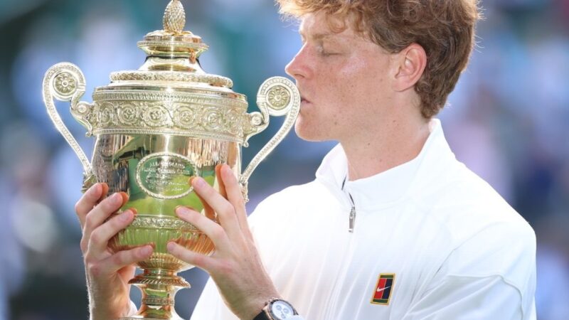 இத்தாலியின் ஜானிக் சின்னர்: விம்பிள்டன் 2025 ஆடவர் ஒற்றையர் பிரிவில் புதிய சாம்பியன்!