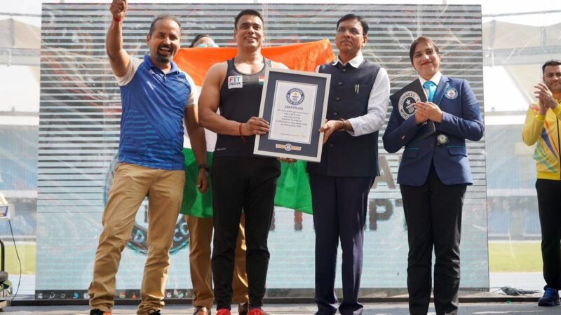 🥇 💪 கின்னஸ் சாதனை: இந்தியாவின் ‘புஷ்-அப் நாயகன்’ ரோஹ்தாஷ் சௌத்ரி!