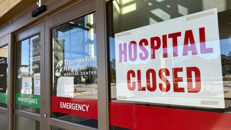 இந்தியாவில் பல பிரமாண்ட மருத்துவமனைகள் மூடப்படுகின்றன: ஏன்?