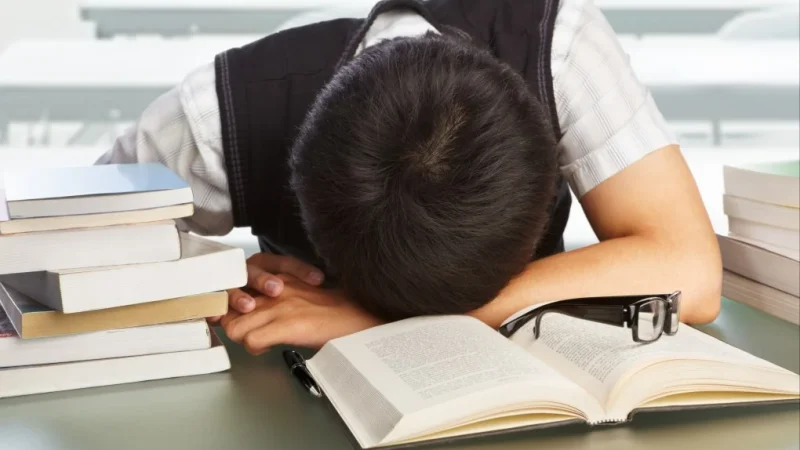 மாணவர் தற்கொலையைத் தடுக்க தமிழக அரசின் புதிய மனநலக் கொள்கை!