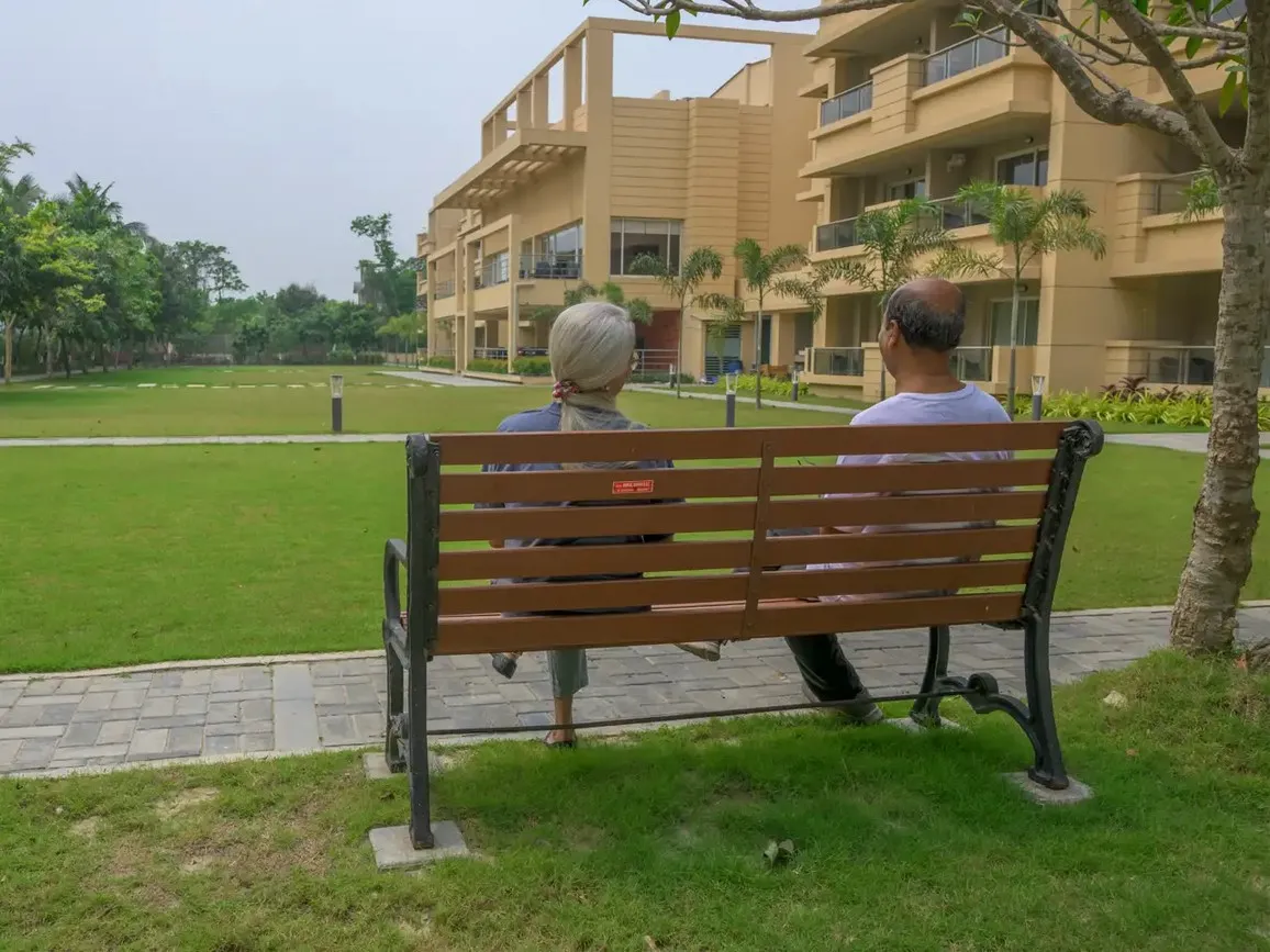 முதியோர் இல்லம் டூ சொகுசு இல்லம்: இந்தியாவின் புதிய ரியல் எஸ்டேட் டிரெண்ட்!