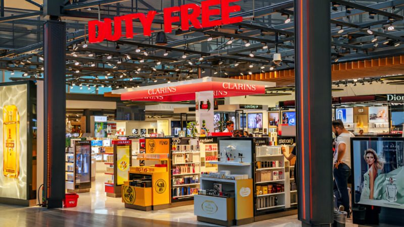 இந்தியாவின் விமான நிலையங்களில் குவியும் சில்லறை வர்த்தகம்!