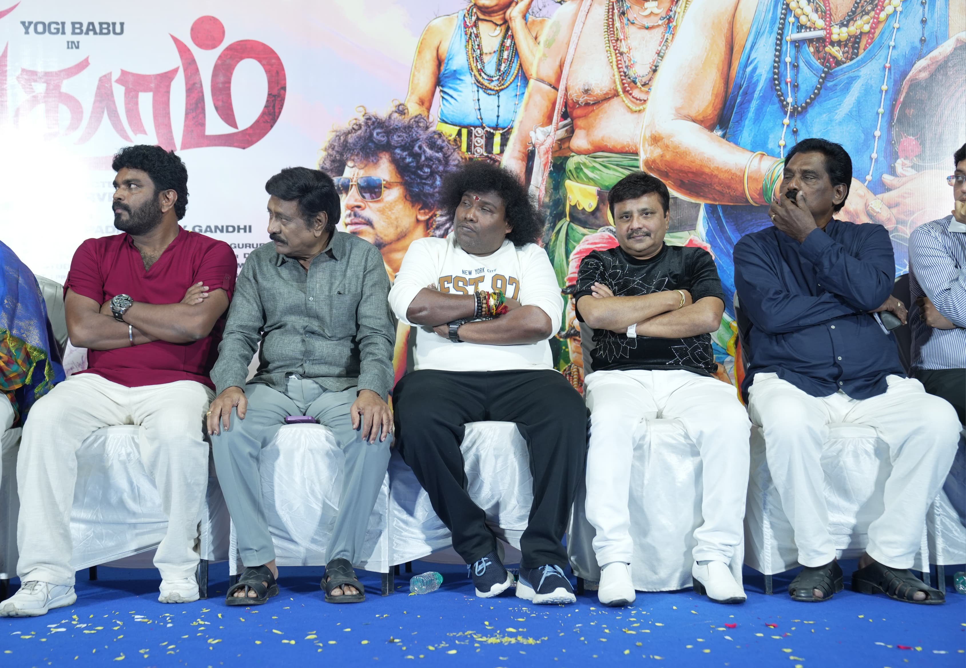 யோகி பாபுவின் ‘சிங்காரம்’ : அக்டோபர் 30-ஆம் தேதி வெளியீடு!