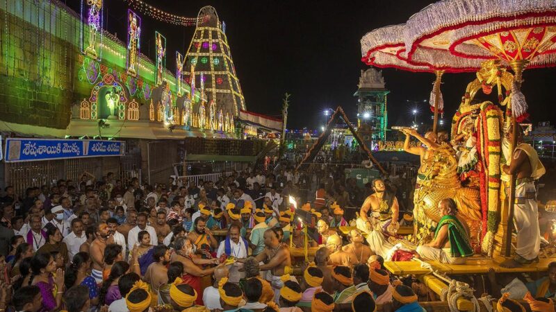 திருப்பதி ஏழுமலையான் பிரம்மோற்சவம்: இறைவனின் பேரருளும் பக்தர்களின் சங்கமமும்!